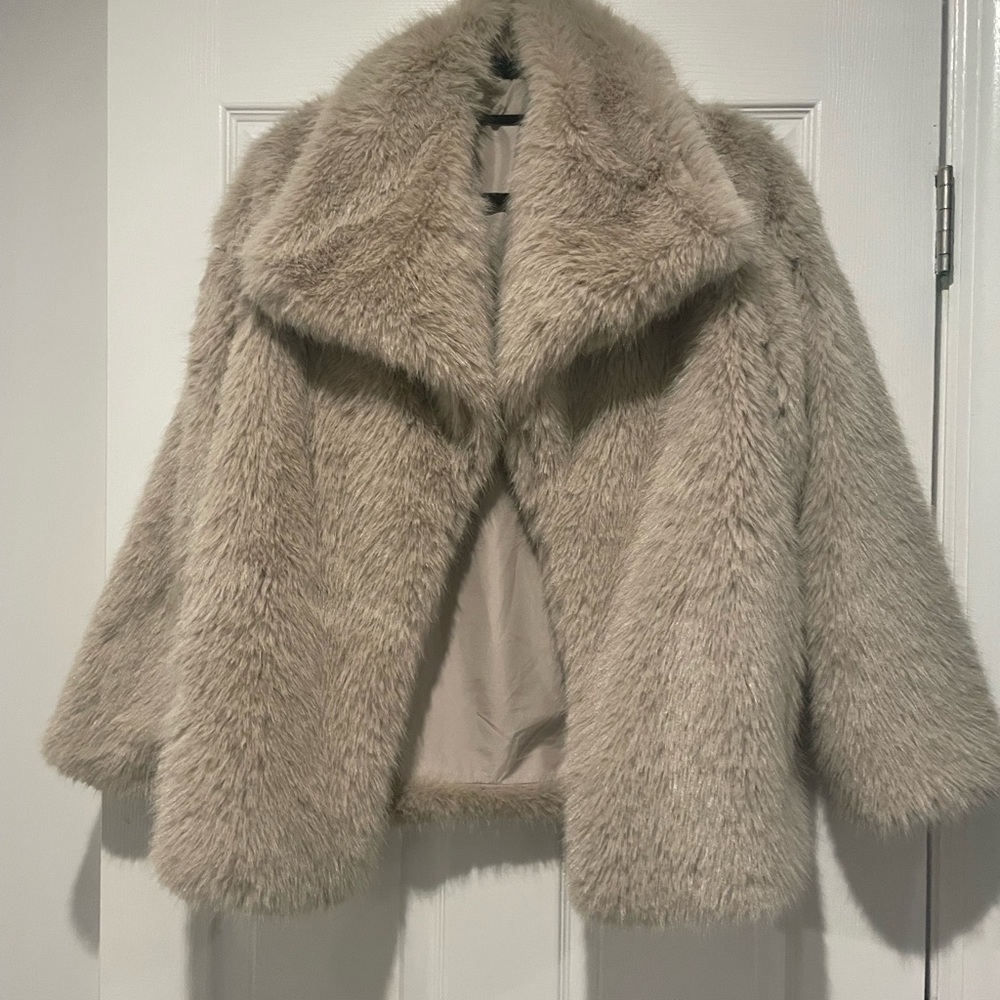 Women's Faux Fur Jacket